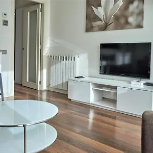 Apartamento Via Augusta 153 Appartamento