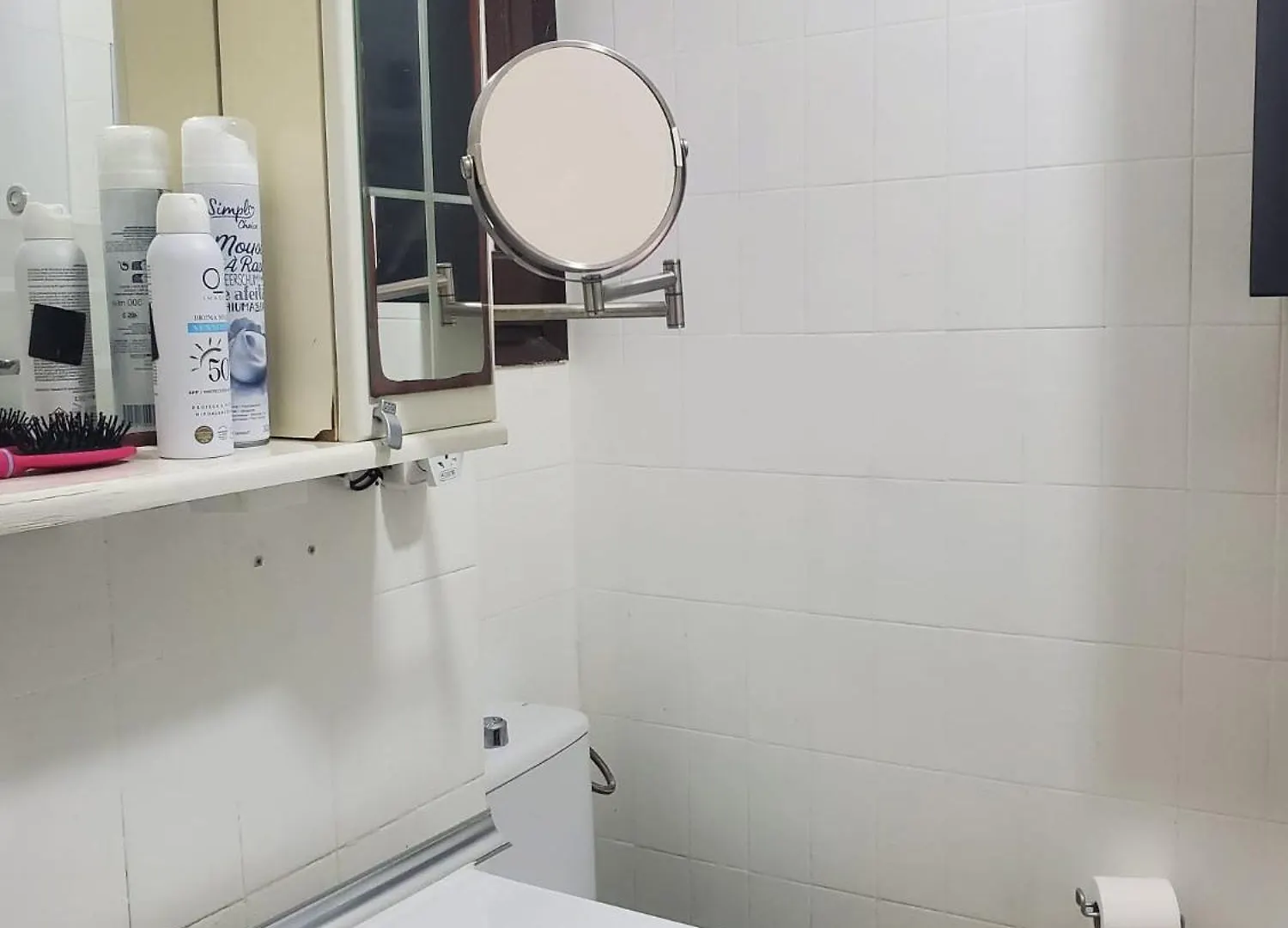 Capsule hotel Poble Sec Nino House Hotel Barcelona Spain